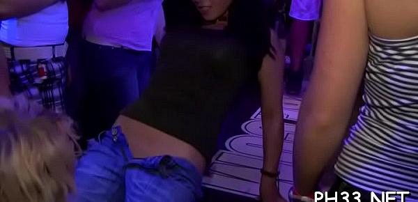 Drunk cheeks sucking wang in club